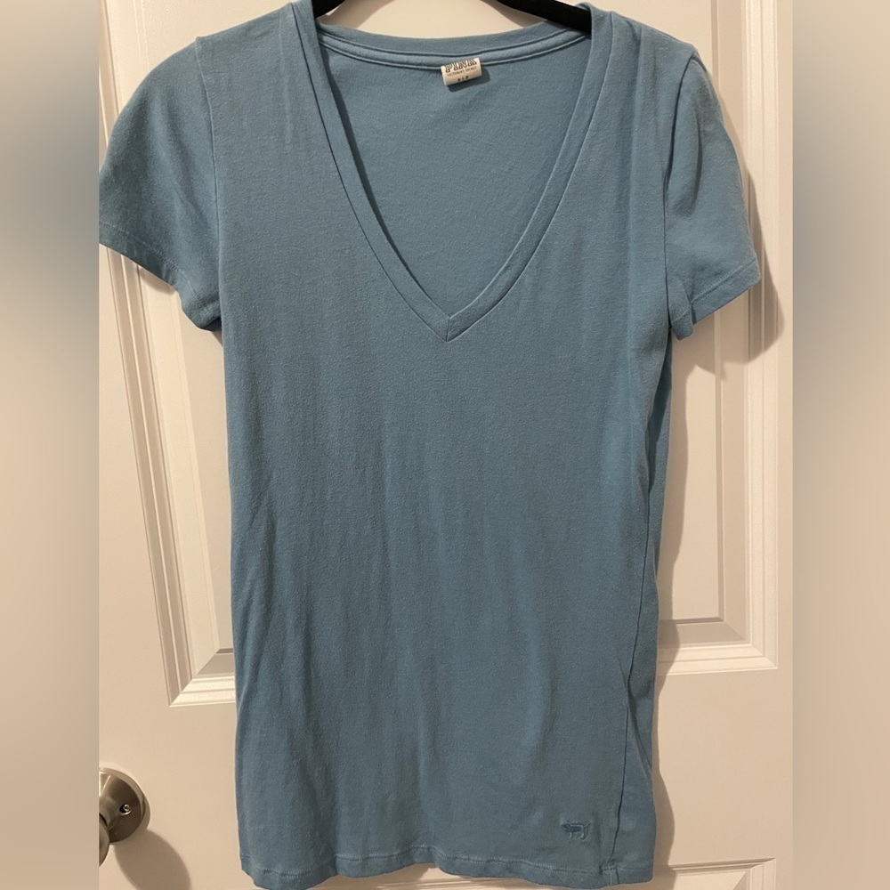 Victoria Secret Size small Short sleeve light blue color